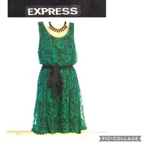 Lace green dress